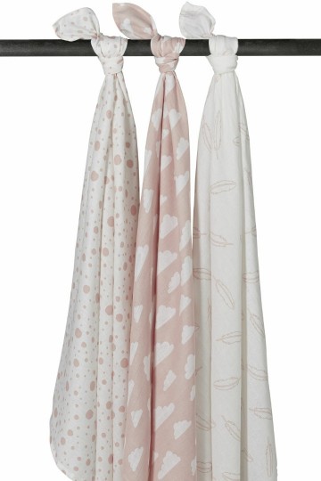 451024meyco swaddles feather clouds dots roze1920x1920