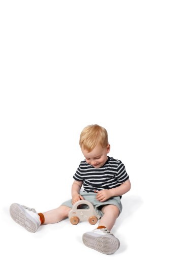 White llwt 34352   little car   01